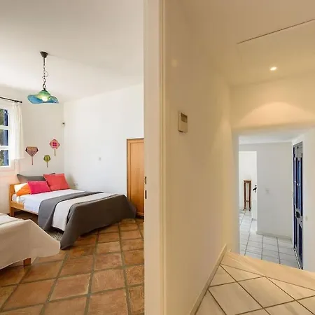 Padma, Paros Villa Angairia