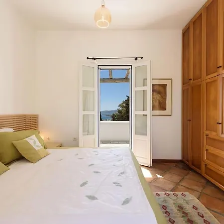 Padma, Paros Villa *