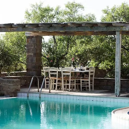 Villa Padma, Paros Angairia