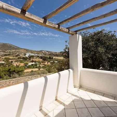 Villa Padma, Paros Angairia