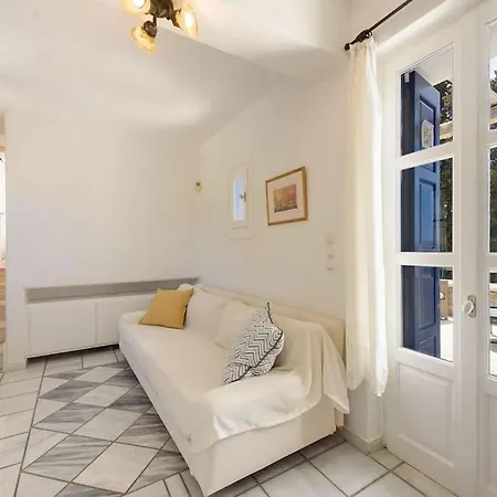 Padma, Paros Villa *